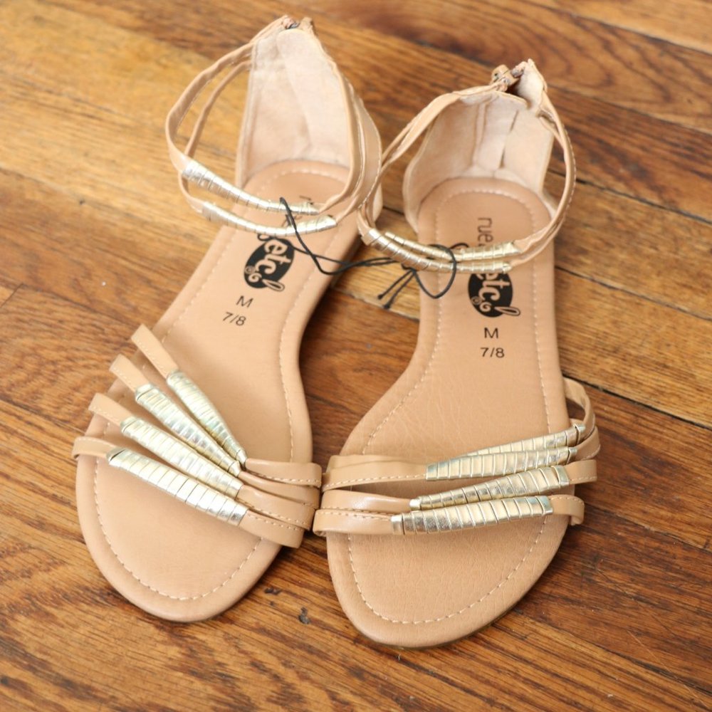 Sandal, Rue21